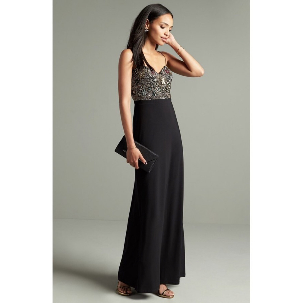 Adrianna Papell Sweetheart Gown with Beading (Black Tie Wedding Guest)
